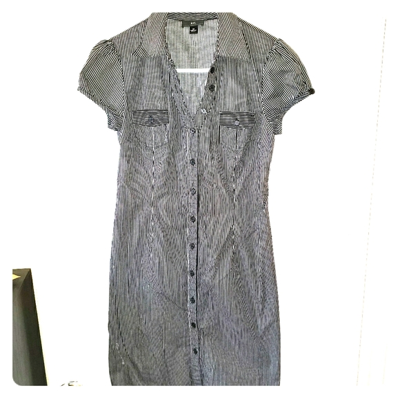 Iz Byer Dresses & Skirts - 💘3 for $10💘 IZ Byer Black and White Dress